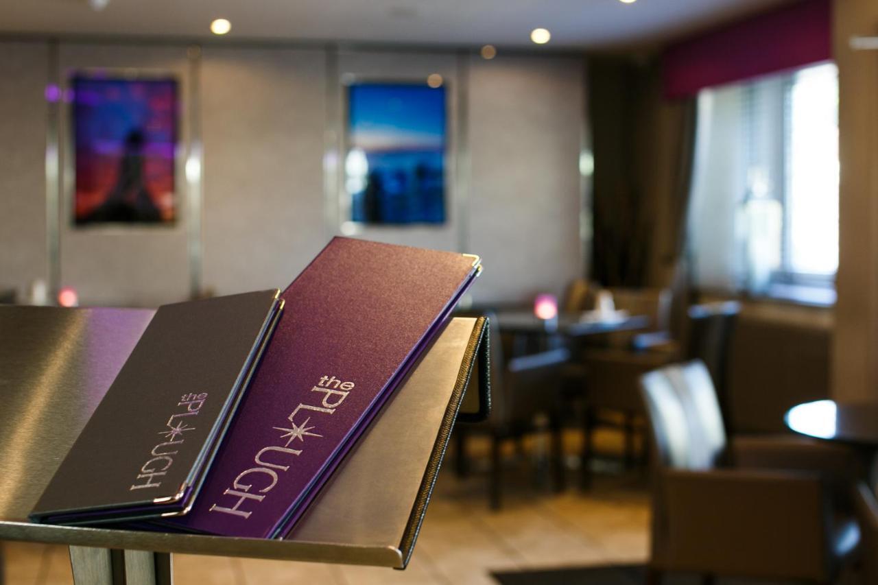 The Plough Inn Llandeilo Extérieur photo